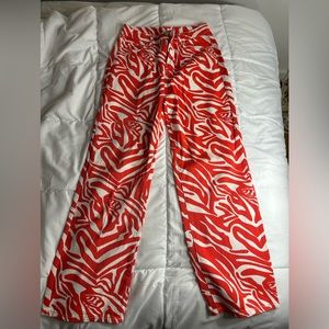Red-white cool pants